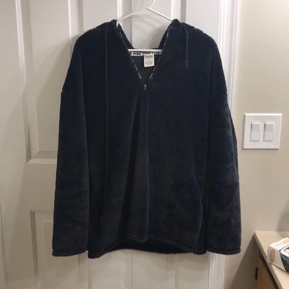 Faux fur campus half zip pull over